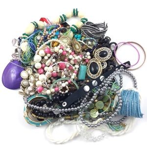 Costume Jewelry 4 lbs Lot Vintage Modern Wearable